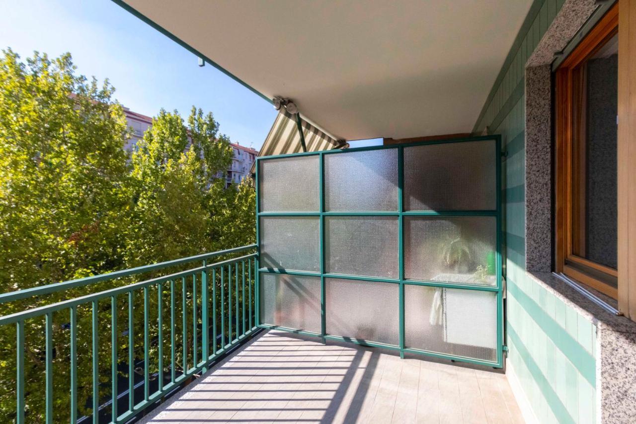 Апартаменты Cozy&Spacious Apt 2 Min Walk From The Tram Stop! Турин Экстерьер фото