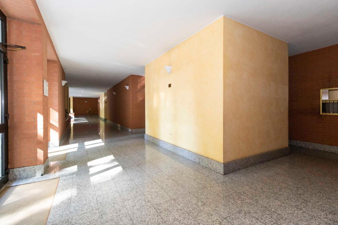 Апартаменты Cozy&Spacious Apt 2 Min Walk From The Tram Stop! Турин Экстерьер фото